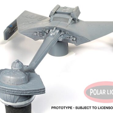 Star Trek - Klingon K't'inga 1:350 Scale Model Kit (POL902)