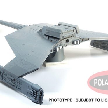Star Trek - Klingon K't'inga 1:350 Scale Model Kit (POL902)