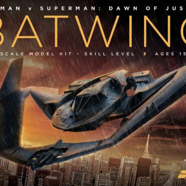 Batman vs. Superman - Batwing model kit 18 inch wing span