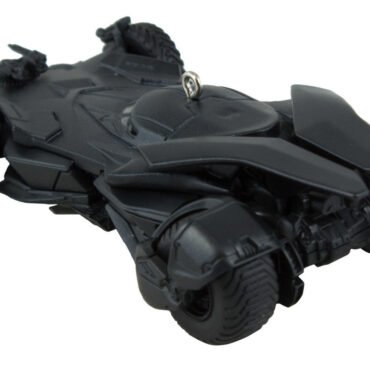 BATMAN V SUPERMAN: DAWN OF JUSTICE™ BATMOBILE Ornament