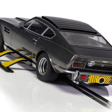 1/32 Scale