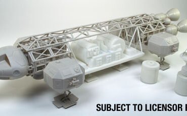 Eagle with Cargo Pod - 22" kit - Space: 1999 from MPC/Round 2